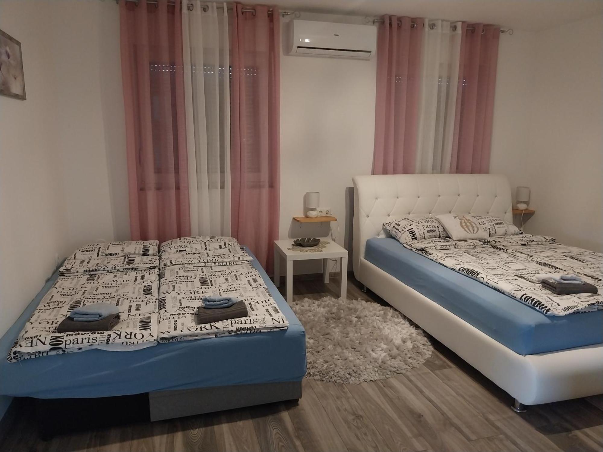 Guest House Happy Day Слуни Екстериор снимка