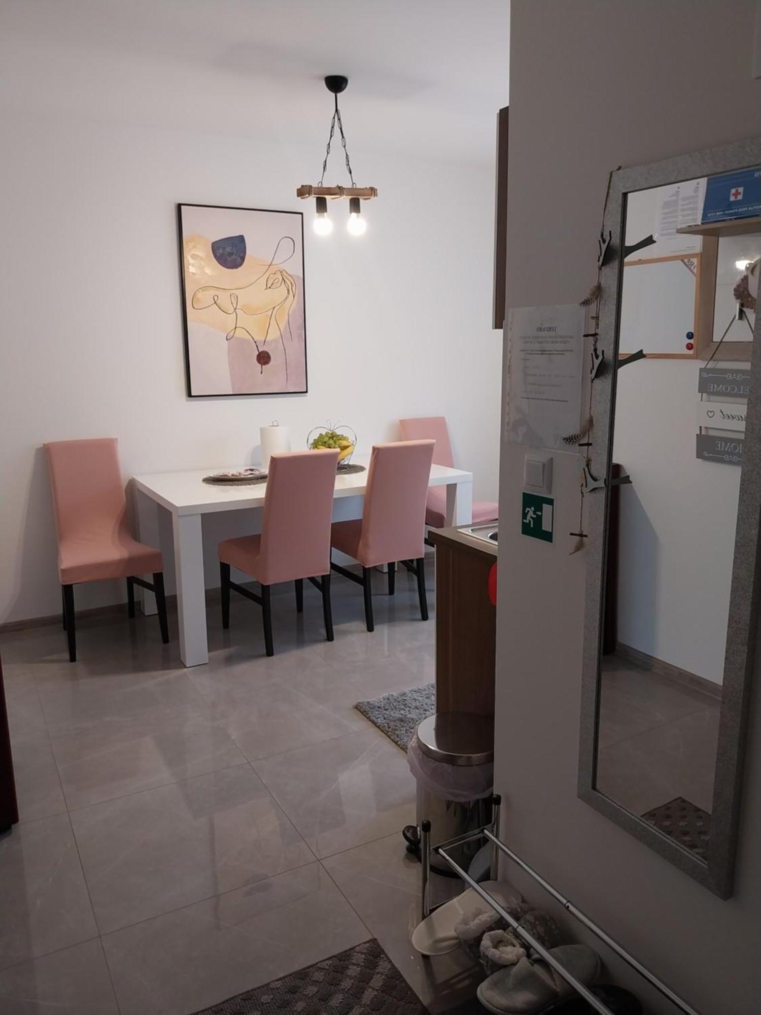 Guest House Happy Day Слуни Екстериор снимка