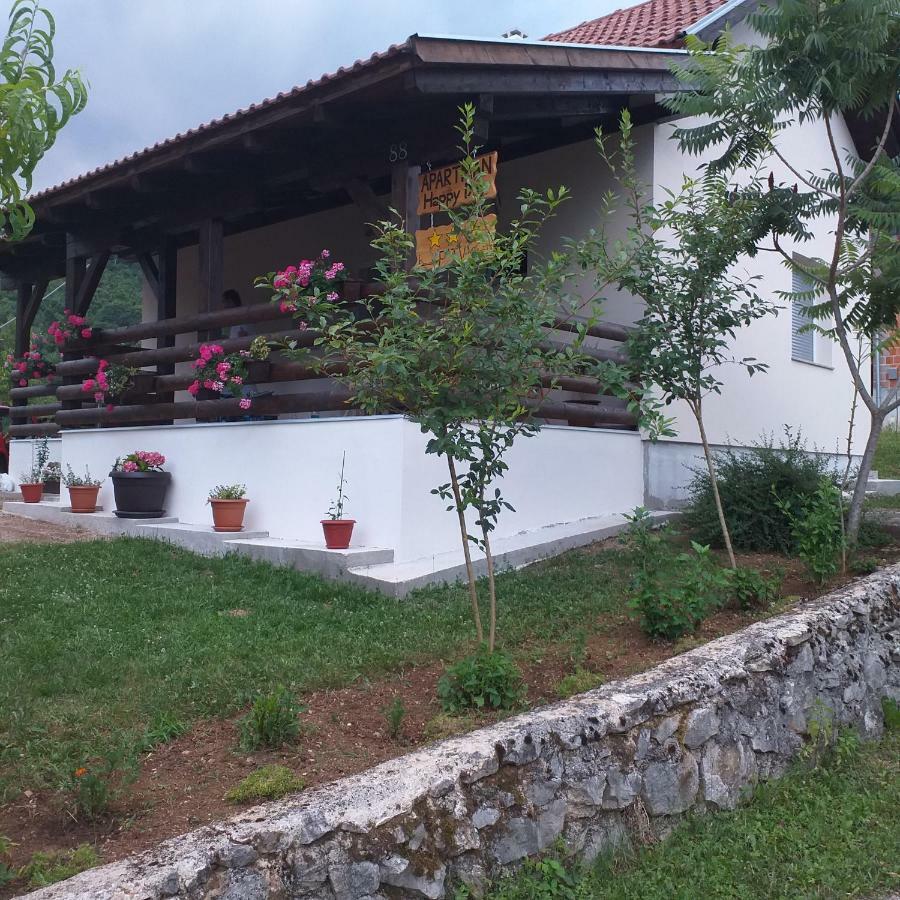 Guest House Happy Day Слуни Екстериор снимка